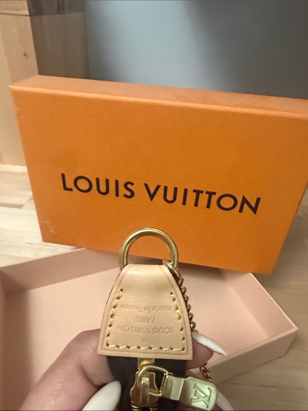 Louis Vuitton Brown Monogram Mini Pochette Gold Chain includes LV skinny belt - Picture 5 of 12
